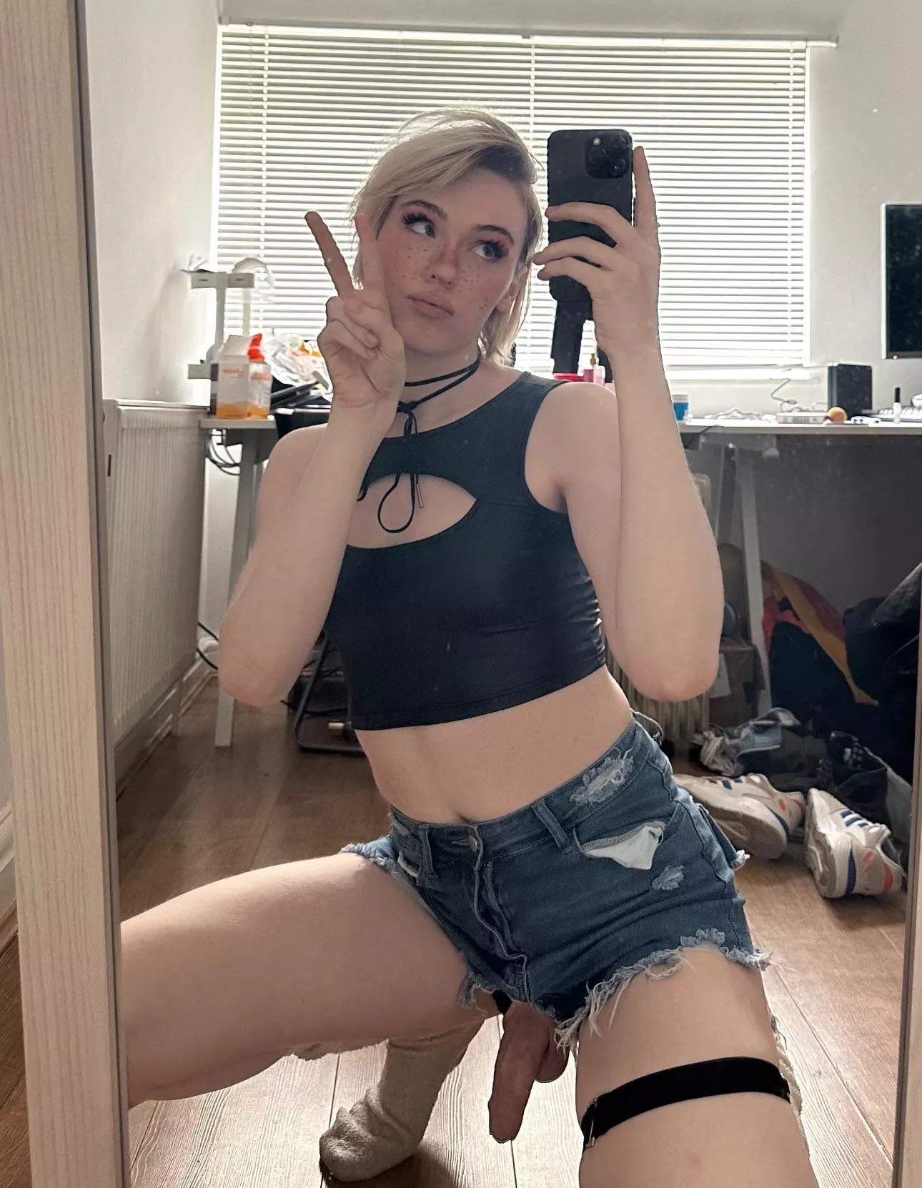 Could you take me whole? posted by Lexxiraus