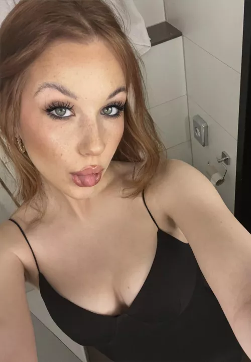 feeling cute today by cutelittlelina