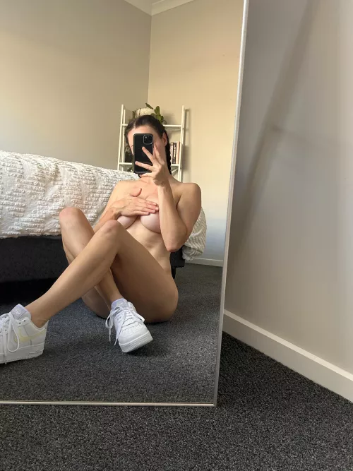 Follow me @annaannas_91 by annamays91