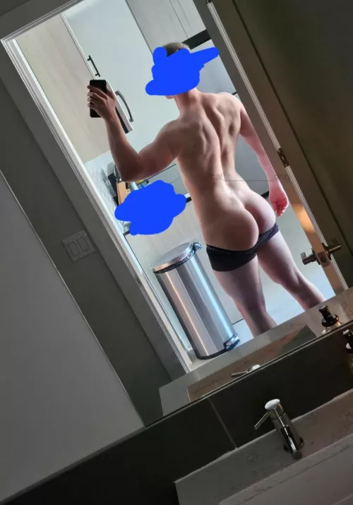 Hope you all like leg day as much as I do  by cat_________dog