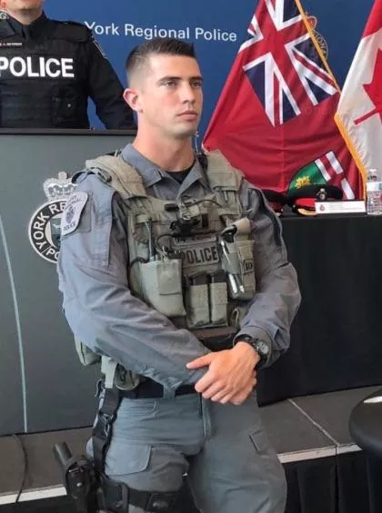 Hot cop  posted by PeteGuy23