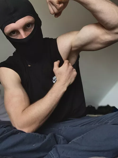 I bet you want to sniff my armpits 😈🐽 by AlphaDaddy_BCP