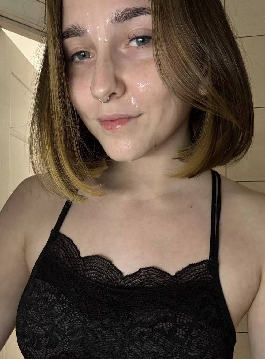 I know u still have more to feed me posted by xSweet_Toothx