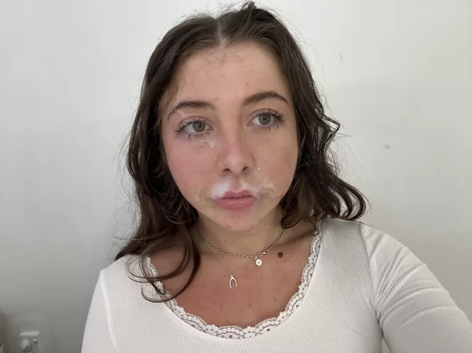 I'll break up with my boyfriend if you promise to cum on my face everyday by peterpoopsy
