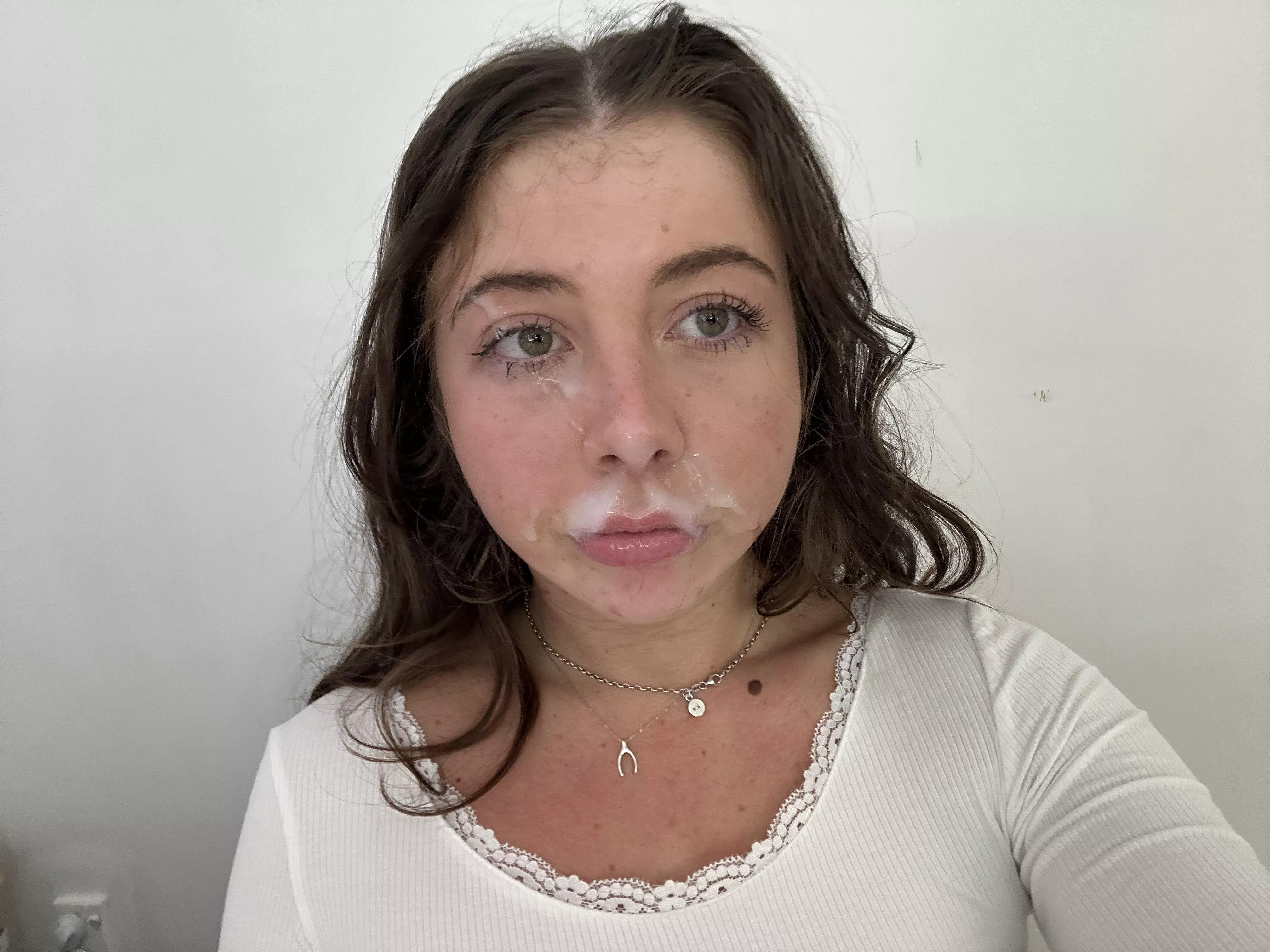 I'll break up with my boyfriend if you promise to cum on my face everyday posted by peterpoopsy