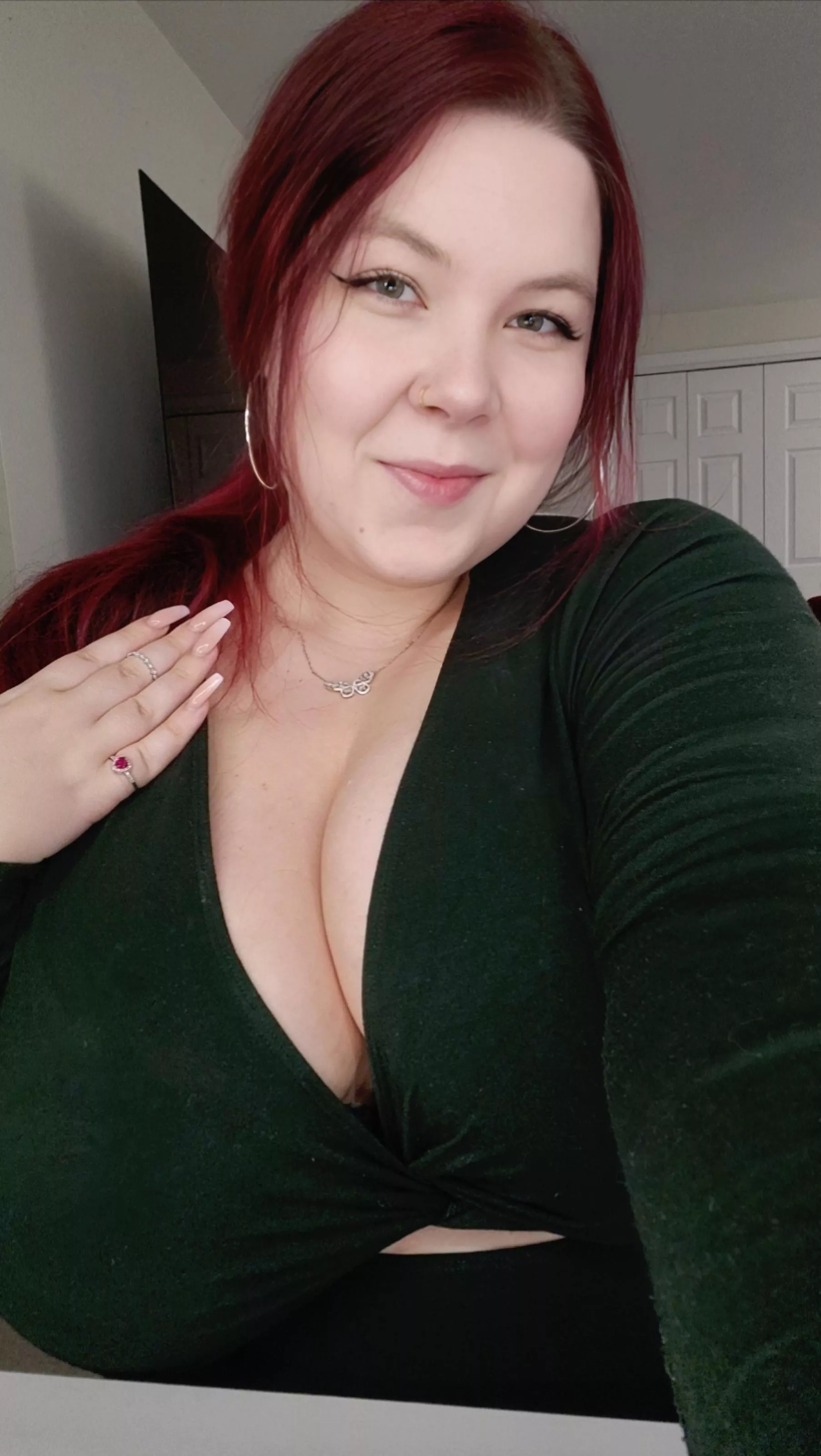 I'm a handful, but thankfully you've got 2 hands  posted by CrimsonCurves9