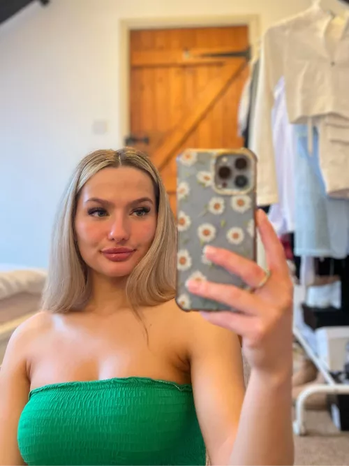 IUTR by ella_graceee