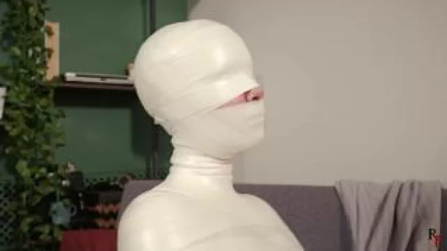 Looking for female volunteers in the UK to test out some mummification with me, send me a PM! by toodles324