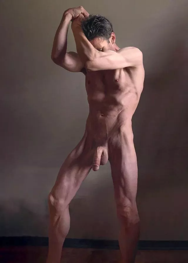 Nude in a room posted by flippy723