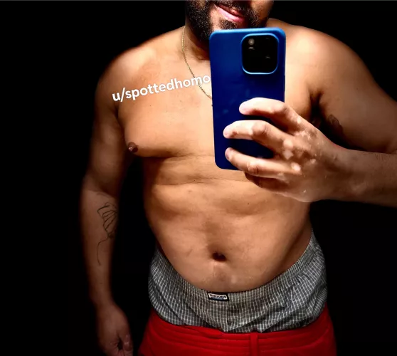 Saggin by spottedhomo