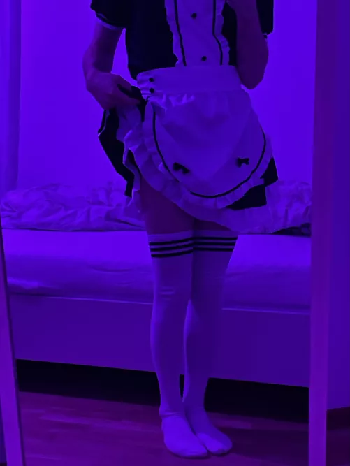 sowwy for a messy bed >~< by femboymaxieuwu