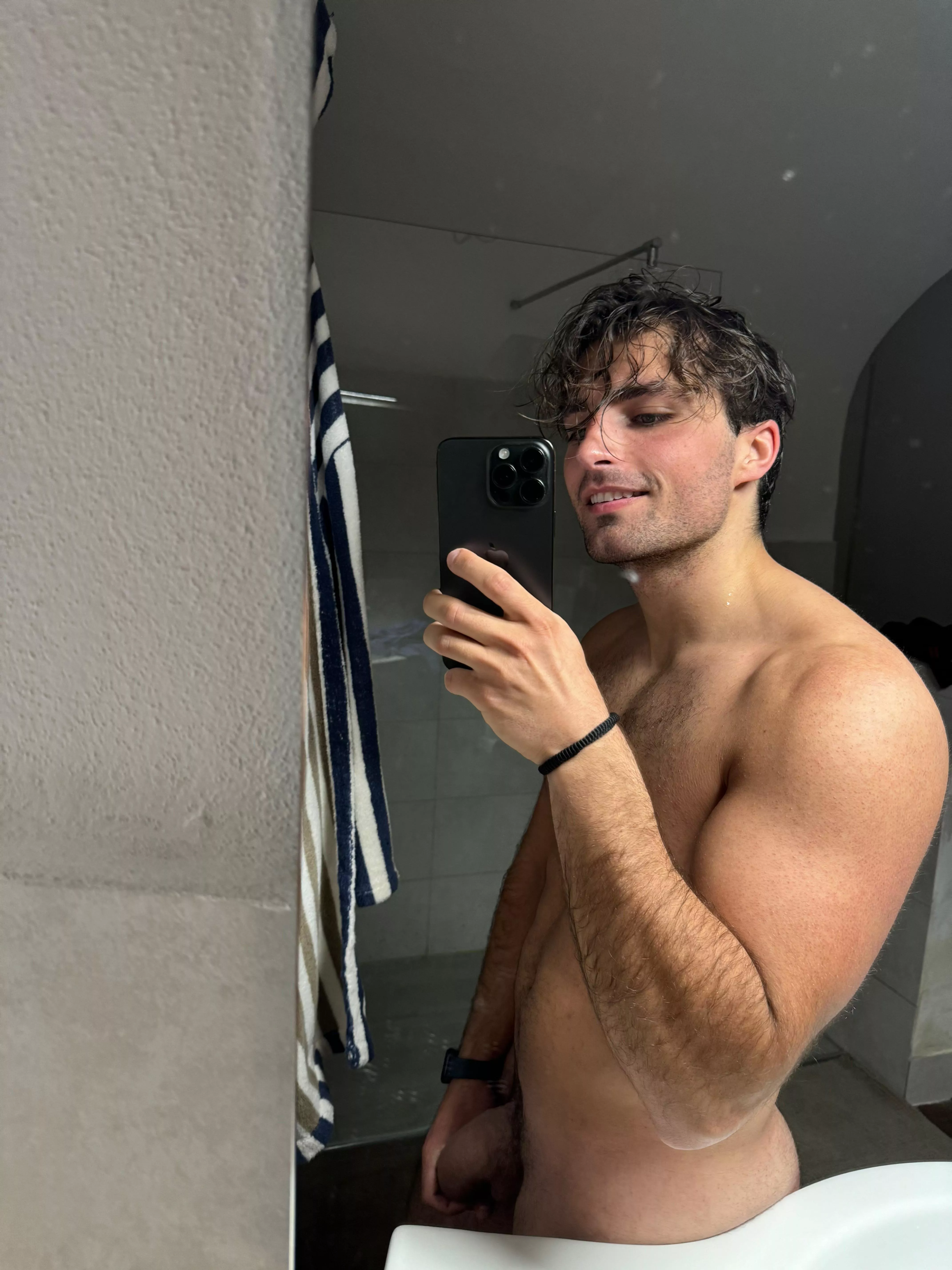 Tell me ur first thought about this pic  posted by HardHors3