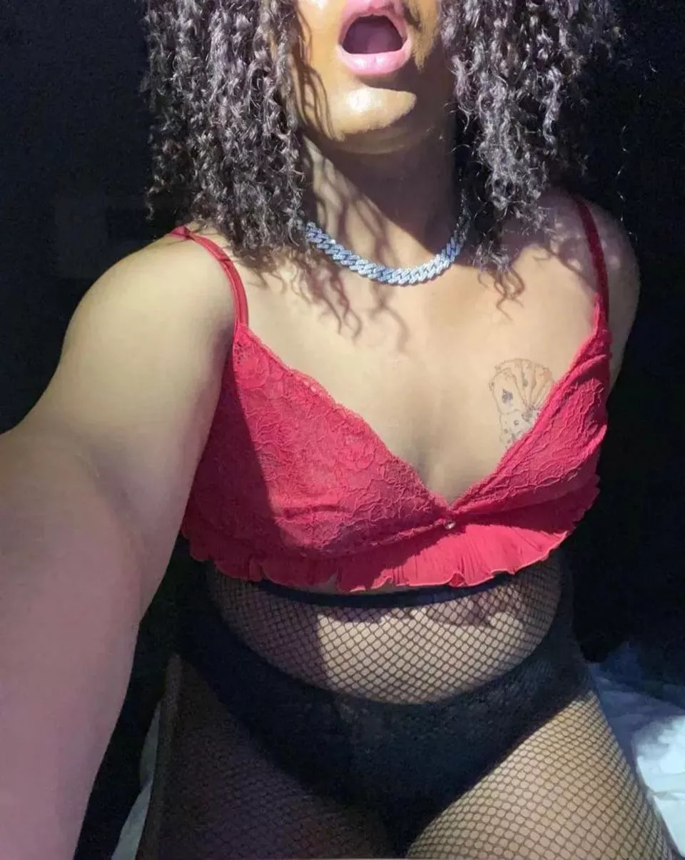 the urge of being exposed is so strong rn💋♥️ posted by neha_rudi