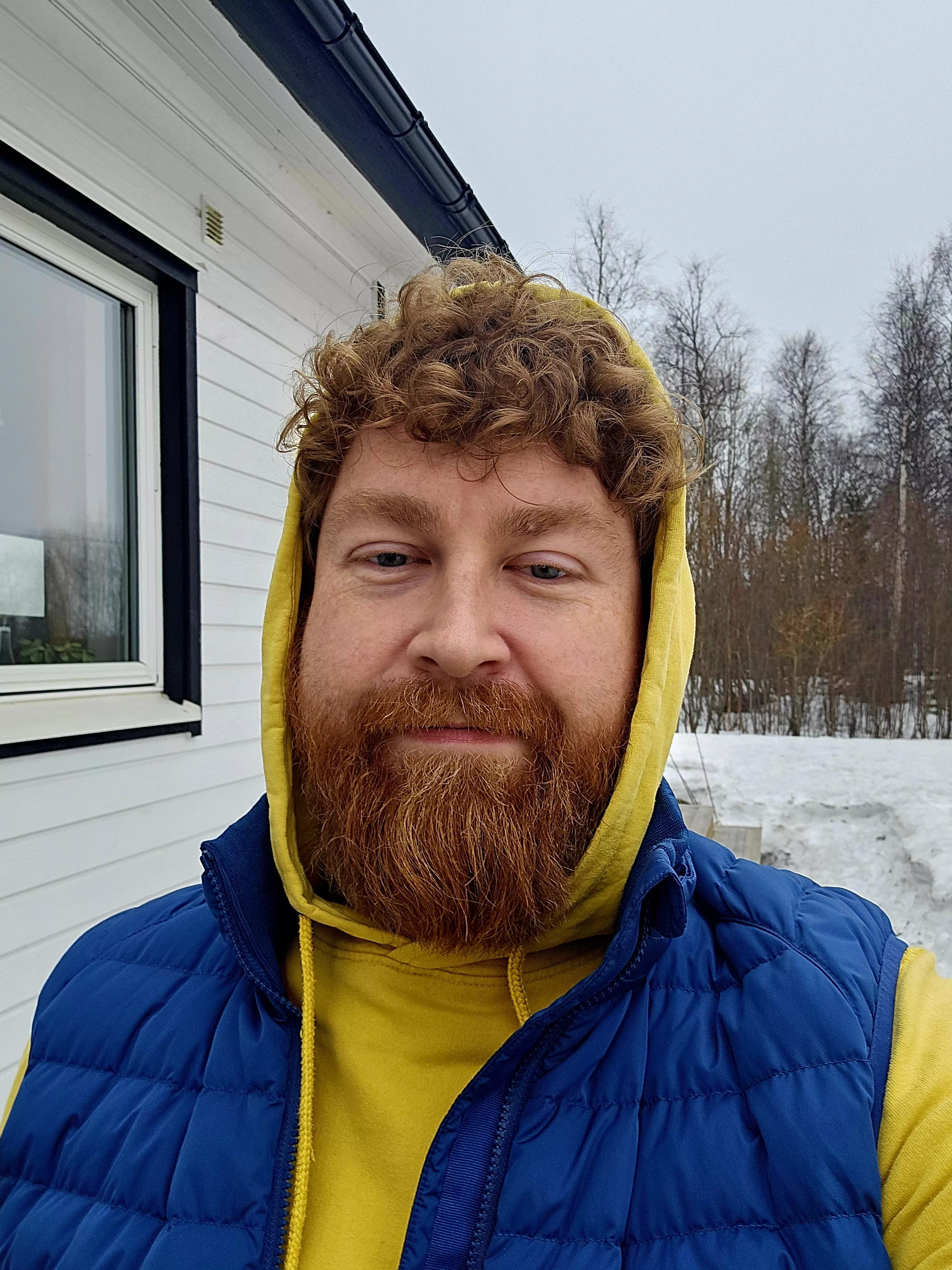 This picture did fairly well in the curly community and I like it. Do you? posted by Ajjen82