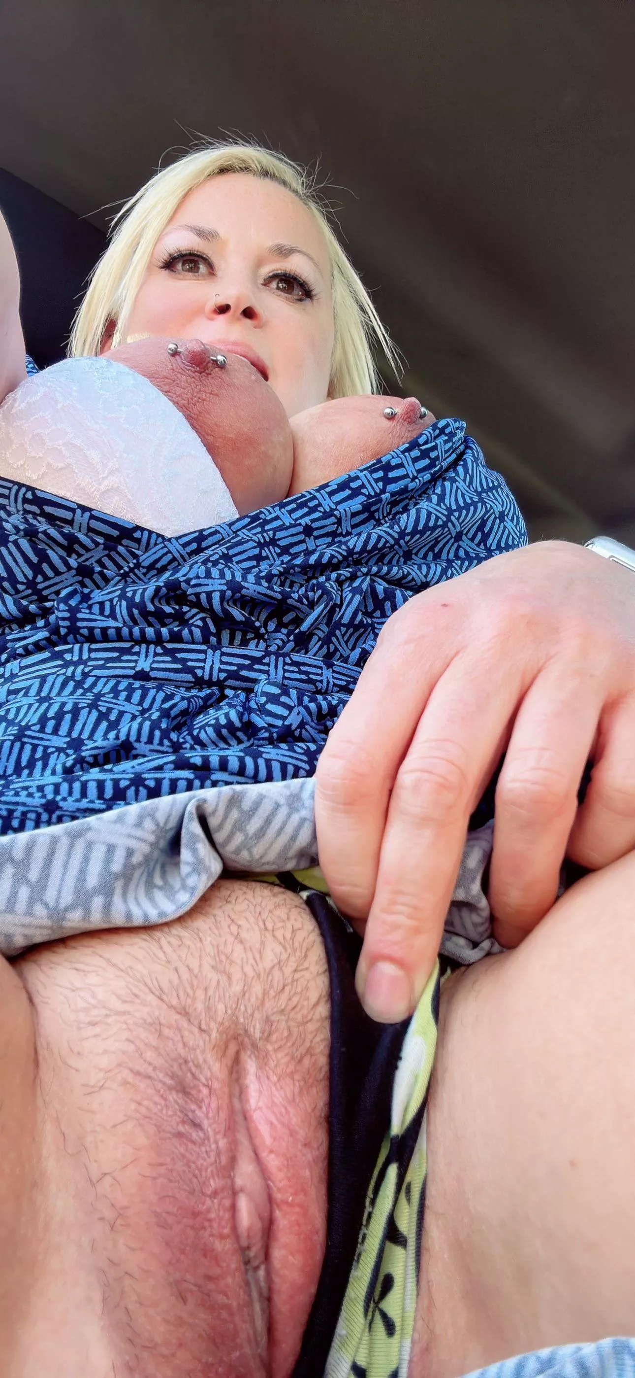 Waiting on my lunch date like posted by harleyrey