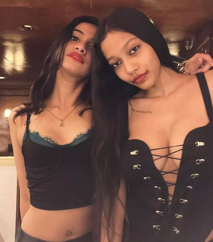 Weird way of flaunting the bra posted by No_Tough_2177