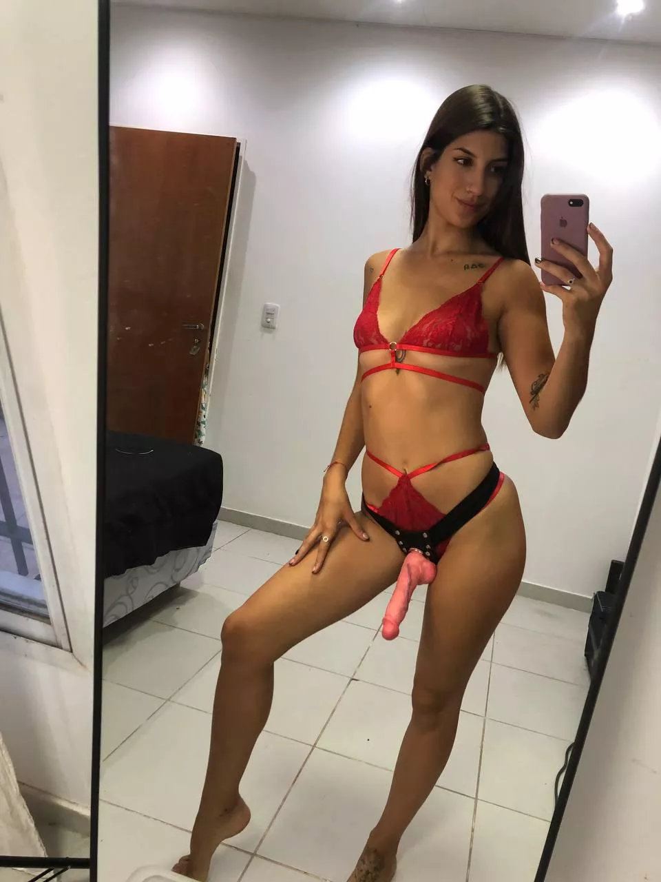 Would you go on a second date with me if you knew I wanted to fuck you in the ass hole? posted by BawdyDiver