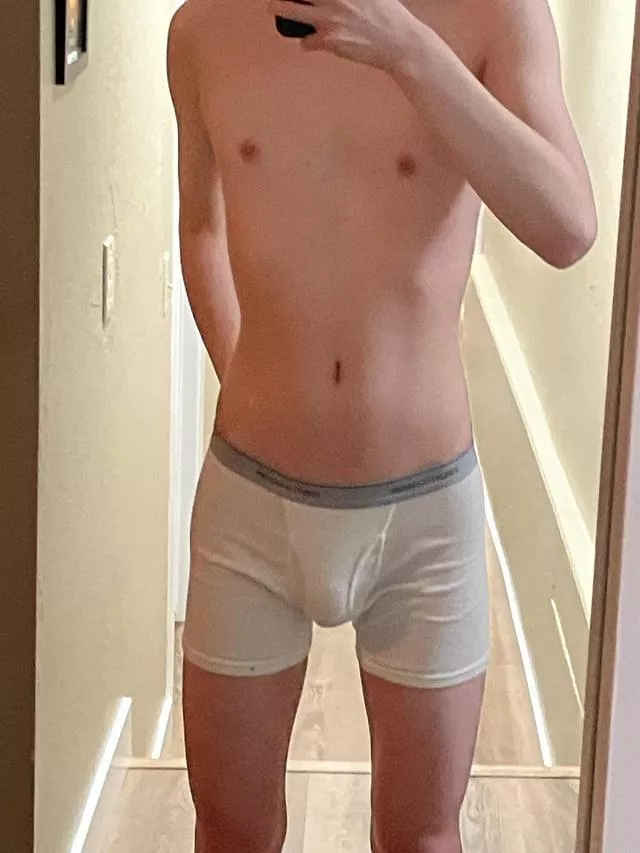 your skinny friend ~ posted by IntrovertedGamer_X