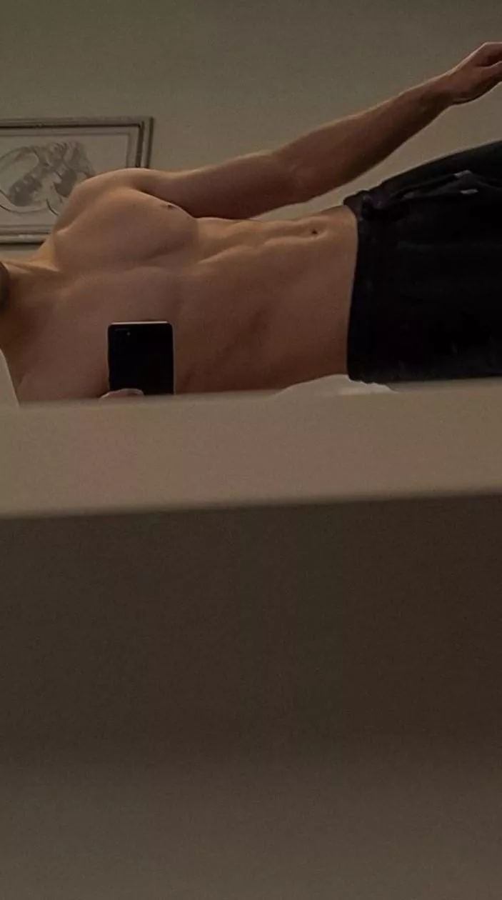 24 M CURIOUS FIT BWC. Show face and send asl first if you add. Snap me one1700 posted by Ok_Lengthiness_2874