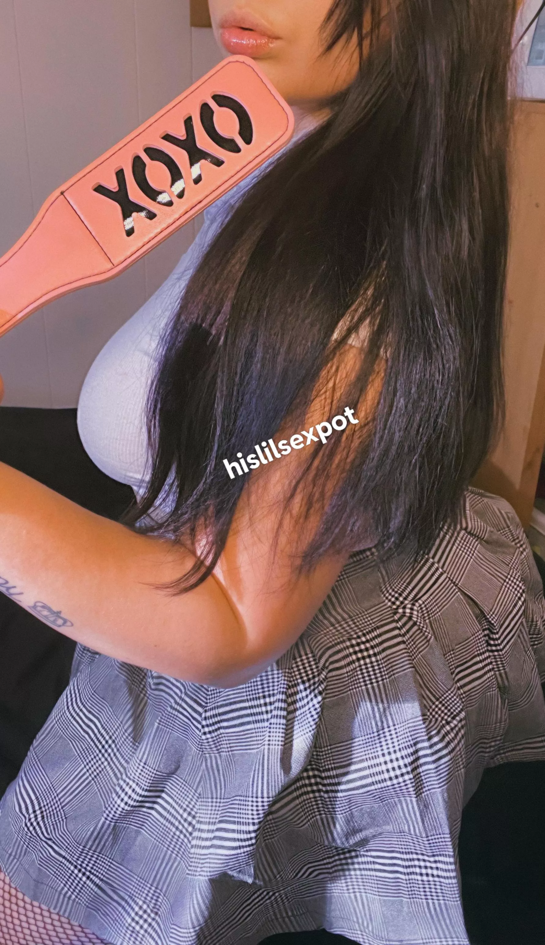 Bend over and let your goddess spank your sissy ass😈 posted by fruitfullydelicious