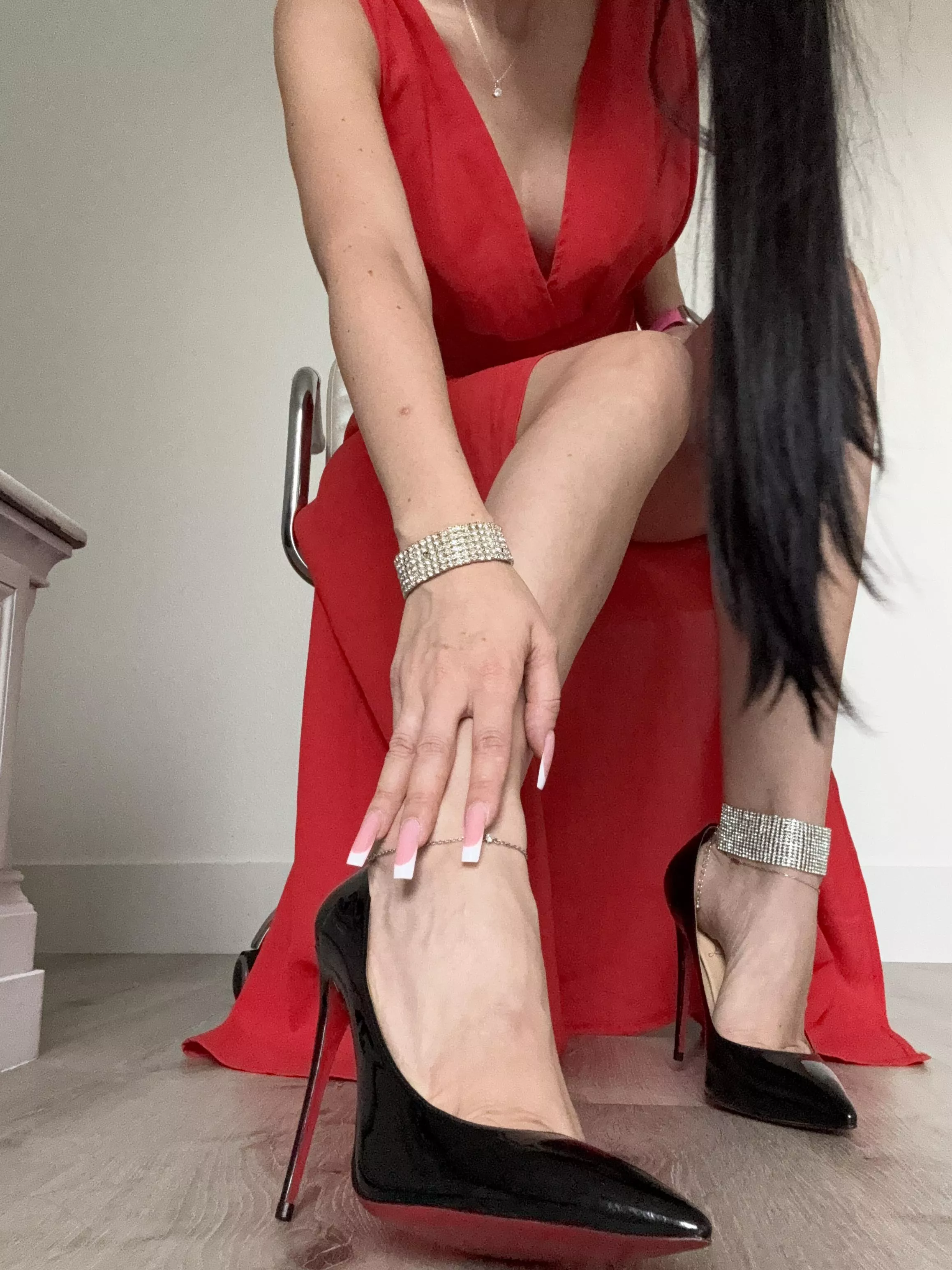 Busy day on work 🥰 posted by missheels07