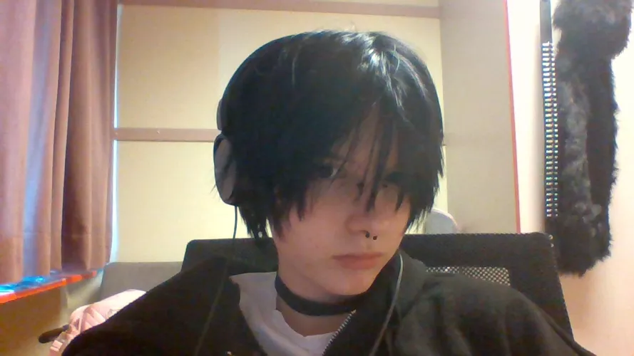 changed a lot since i last posted here turned emo by ghostpawws