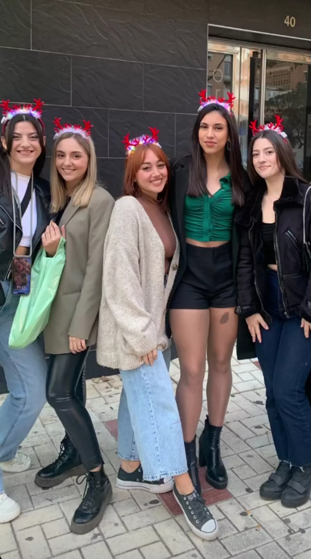 Christmas Girls posted by Status_Performance93