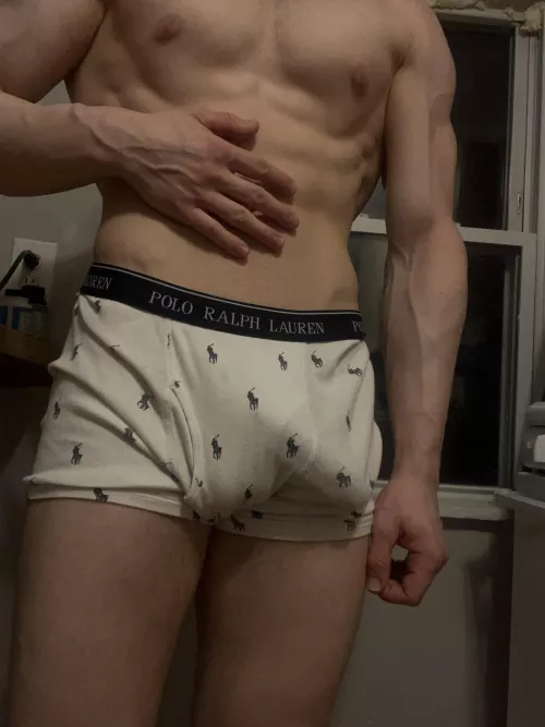 girth bulge by RobertDeitz