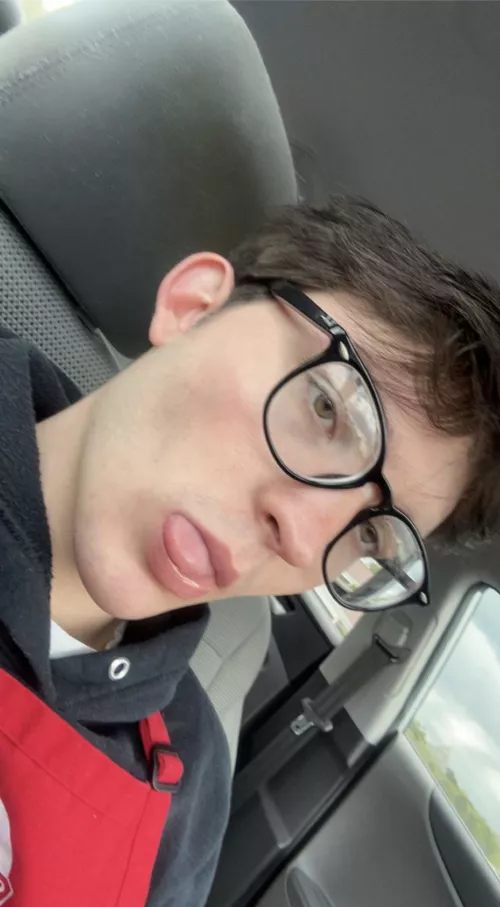 got new glasses :p by cmynr