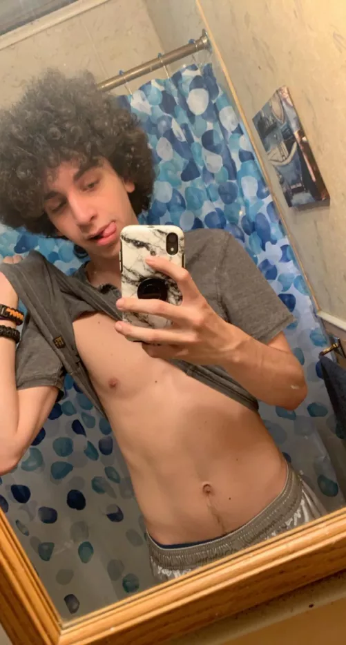 havent posted in awhile been busy workin and gaming lol by NickyPain0717