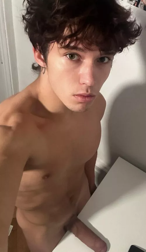 Hey hey, my eyes are up here by adrian_hots