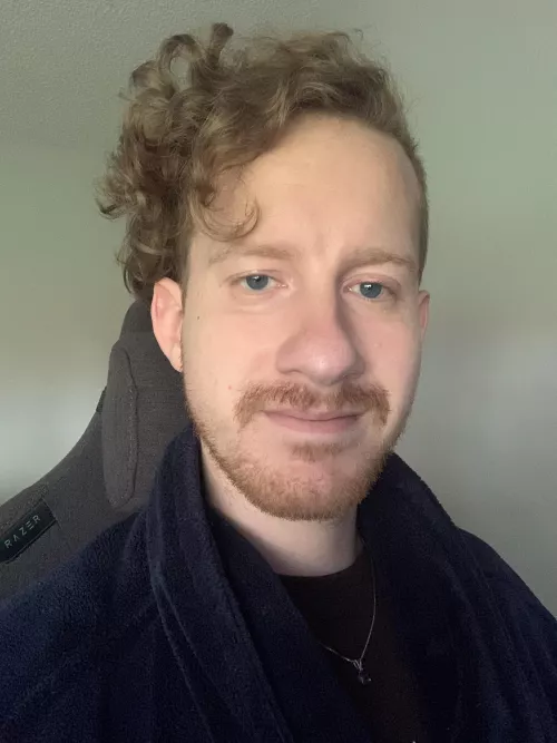 Hope everyone had a good Monday. Pardon the bed head. by Sin-of-Sloth77