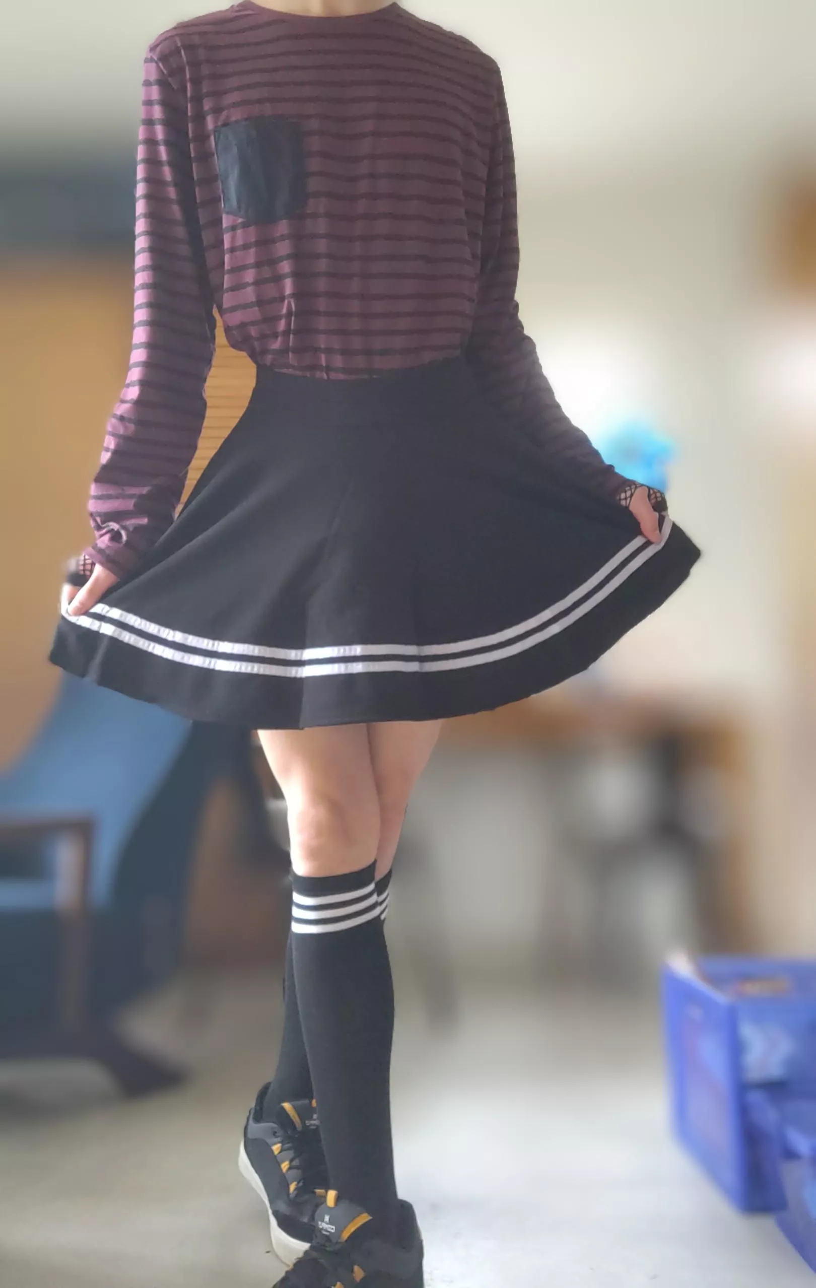 I have a skirt, I have a skirt, I HAVE A SKIRT!!!!! posted by Cursed_MercuryGoblet