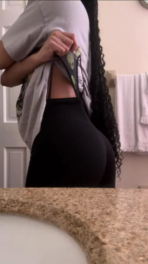 I have a sweet spot for friendly green men 👽😊 by CreamsicleWedgies