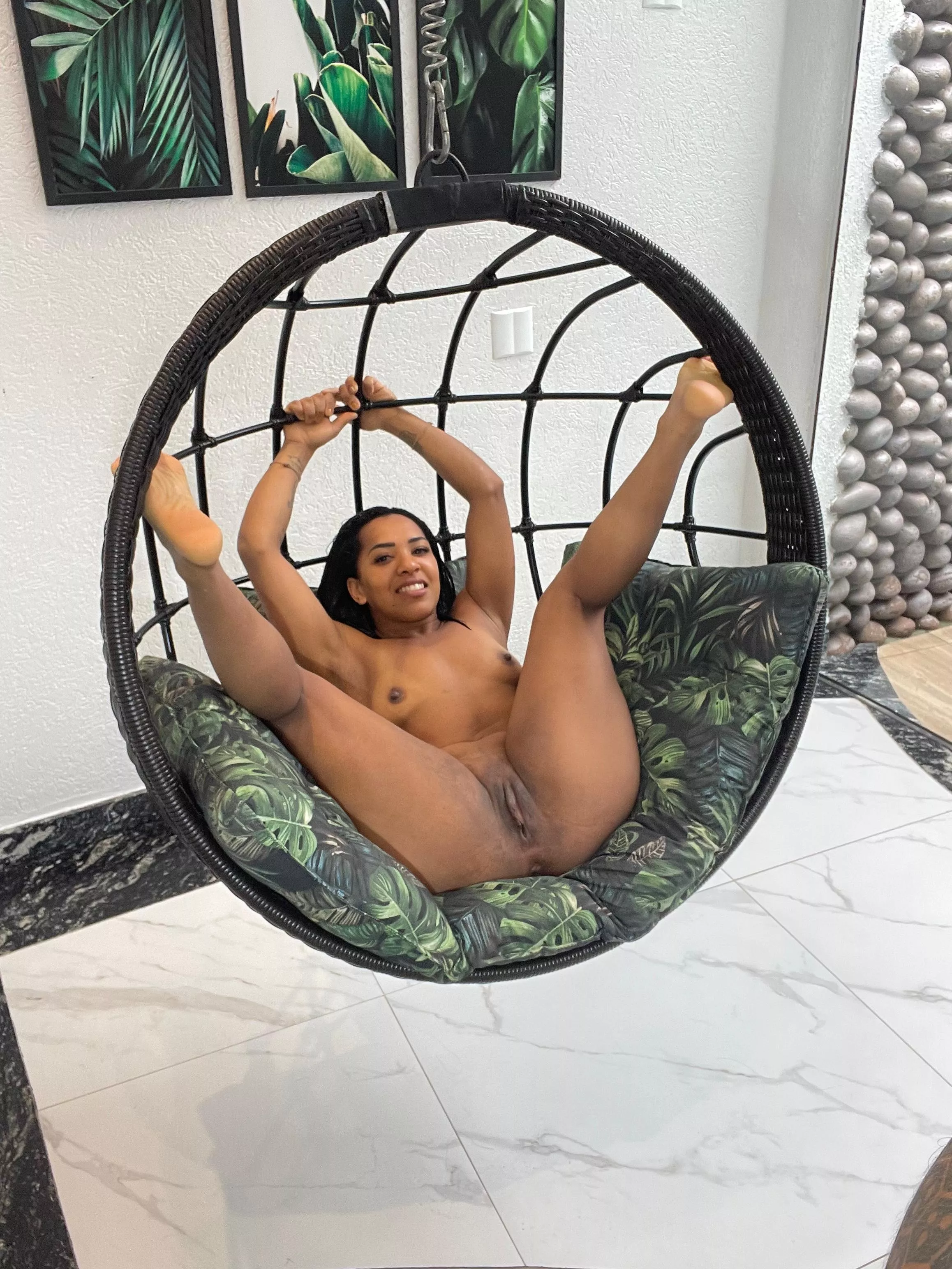 I liked this rocking chair posted by rbsvergara84