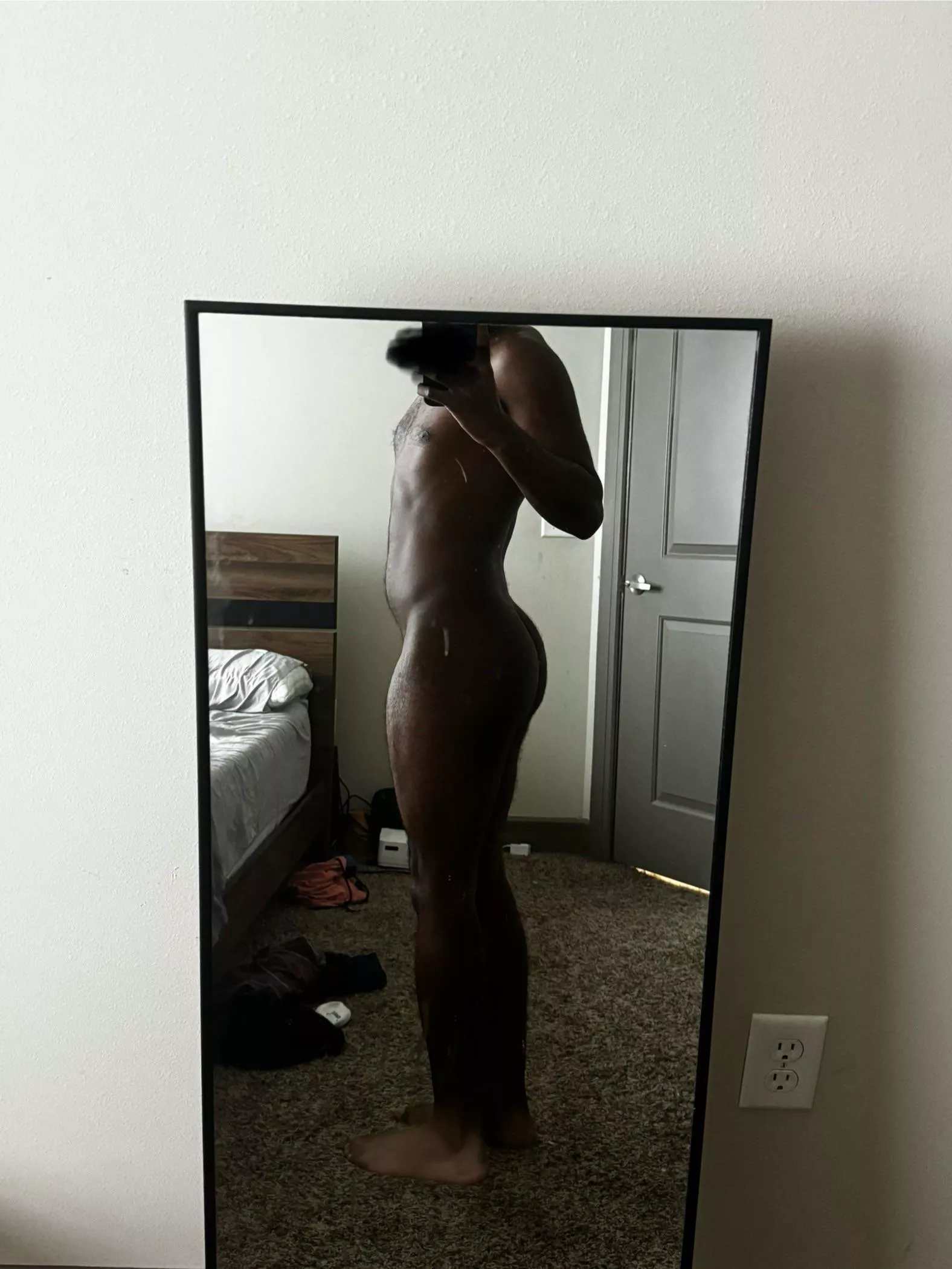 I need a pole to squat on  posted by bussymeadows