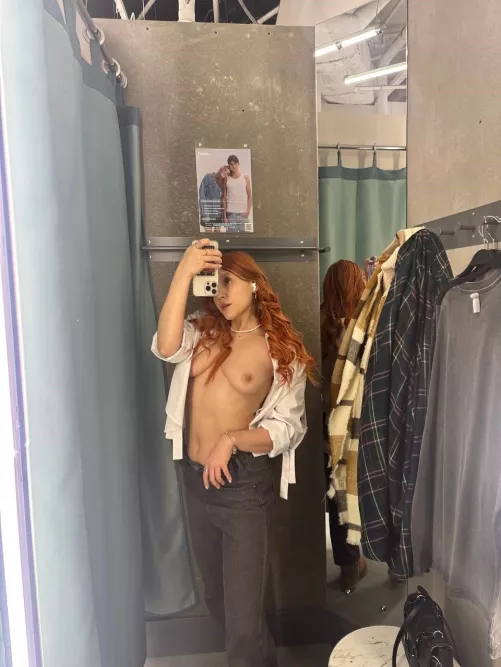 It's hard to pick out clothes alone by GracefulBabe