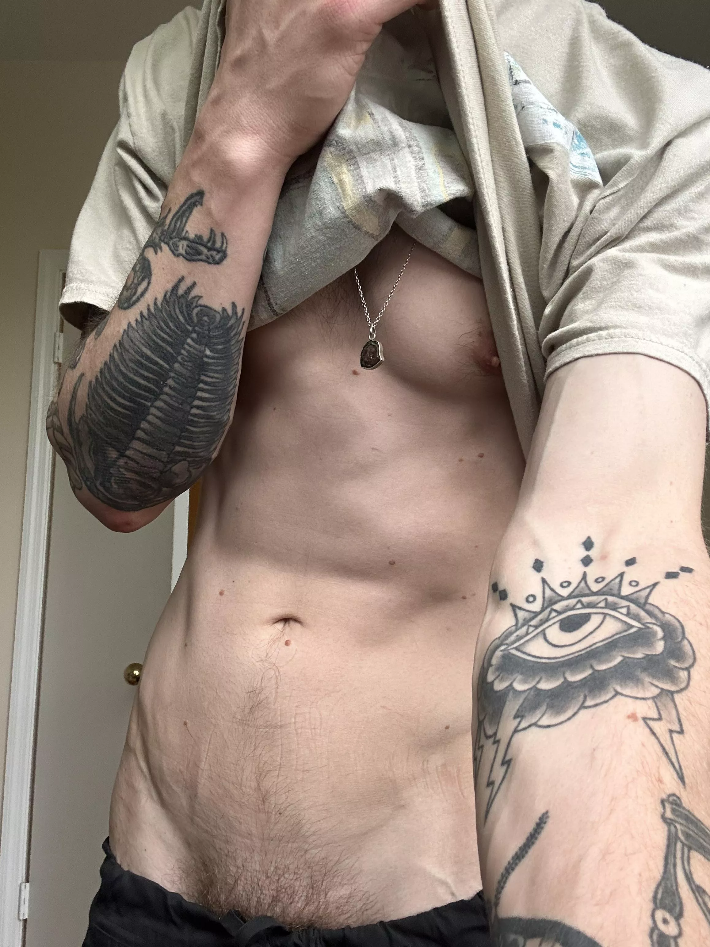 just poppin in to say hi ;) posted by chrome_hearts_