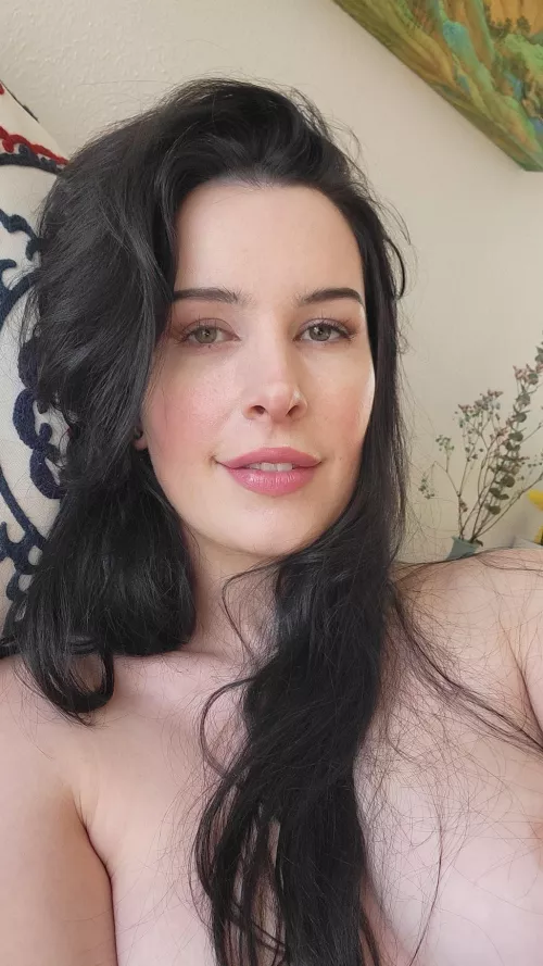 Lips of an angel by AellaGirl