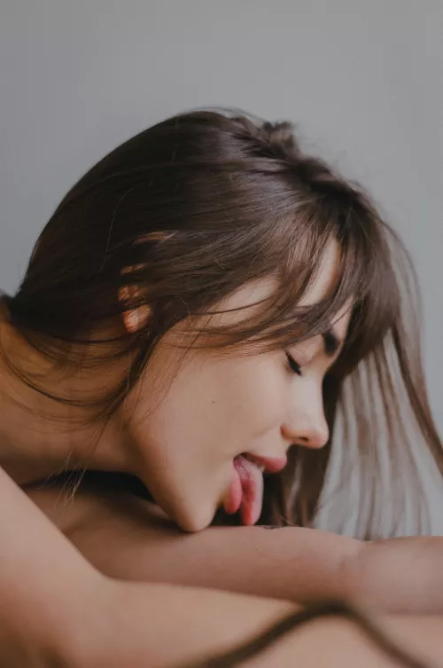 Lolita Horin by Few-Relationship7183