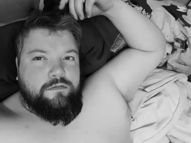 Morning selfie by lilmeemo