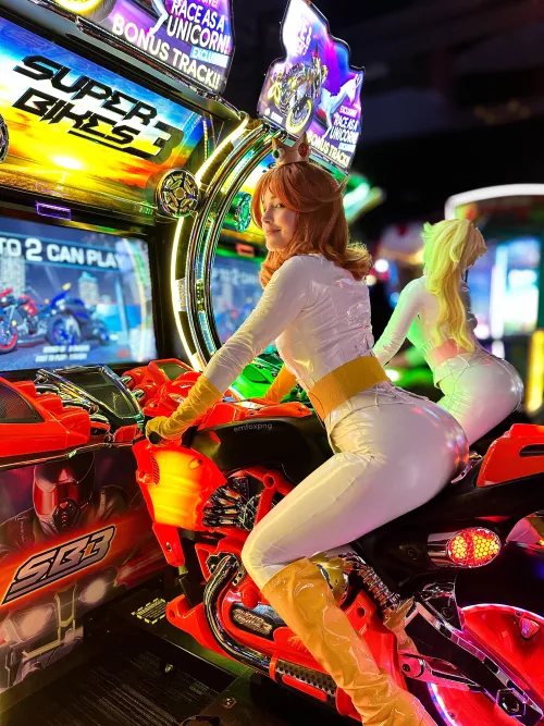 My Daisy Track Suit Cosplay :) by Emfoxpng