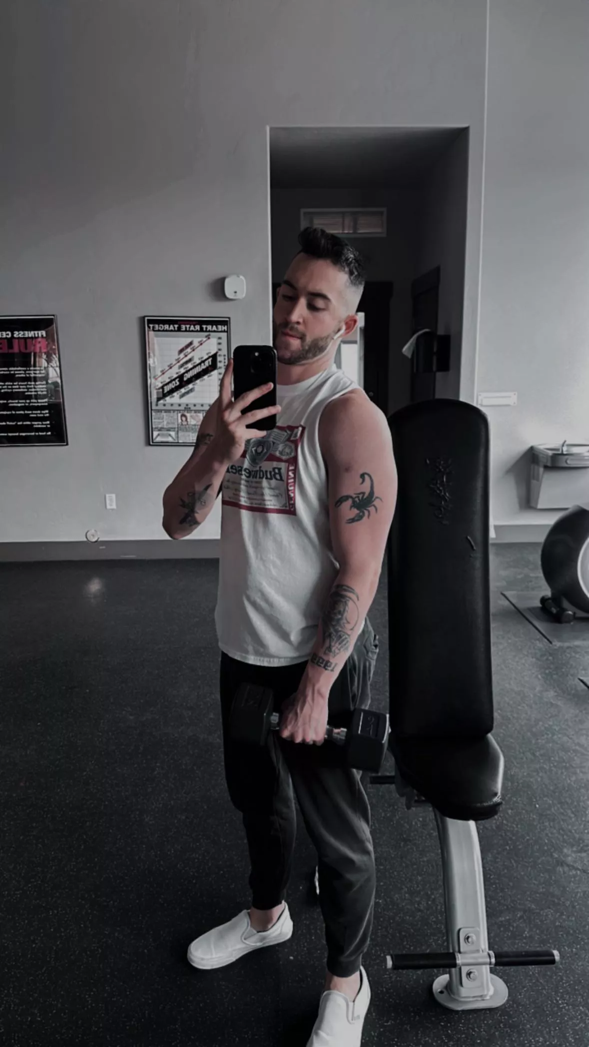 Random pic from the gym this AM, felt good 🙌🏼 posted by malevoryes