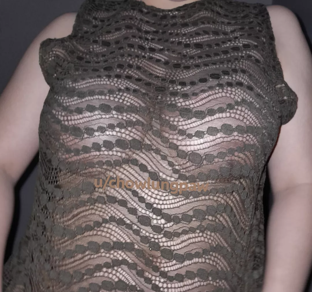 See through again 🫣(f) posted by chowlungpaw