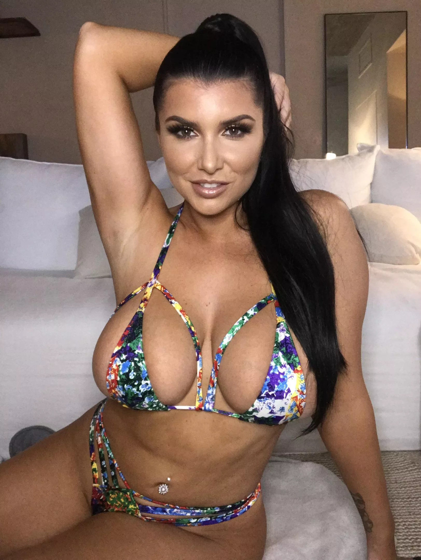 She’s so hot xxxx posted by Relevant-Gazelle-581