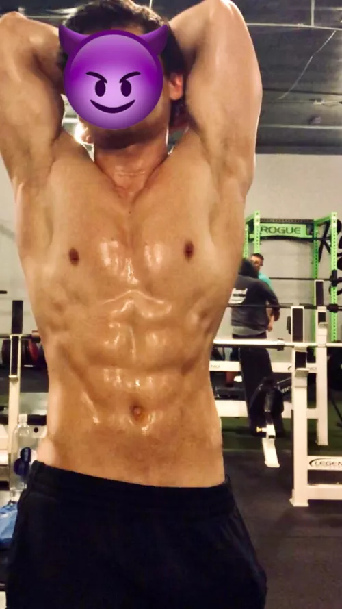 Shirt off + abs popping out to attract cuties at the gym 🥰🥰🥰 by TheeGuyDerek