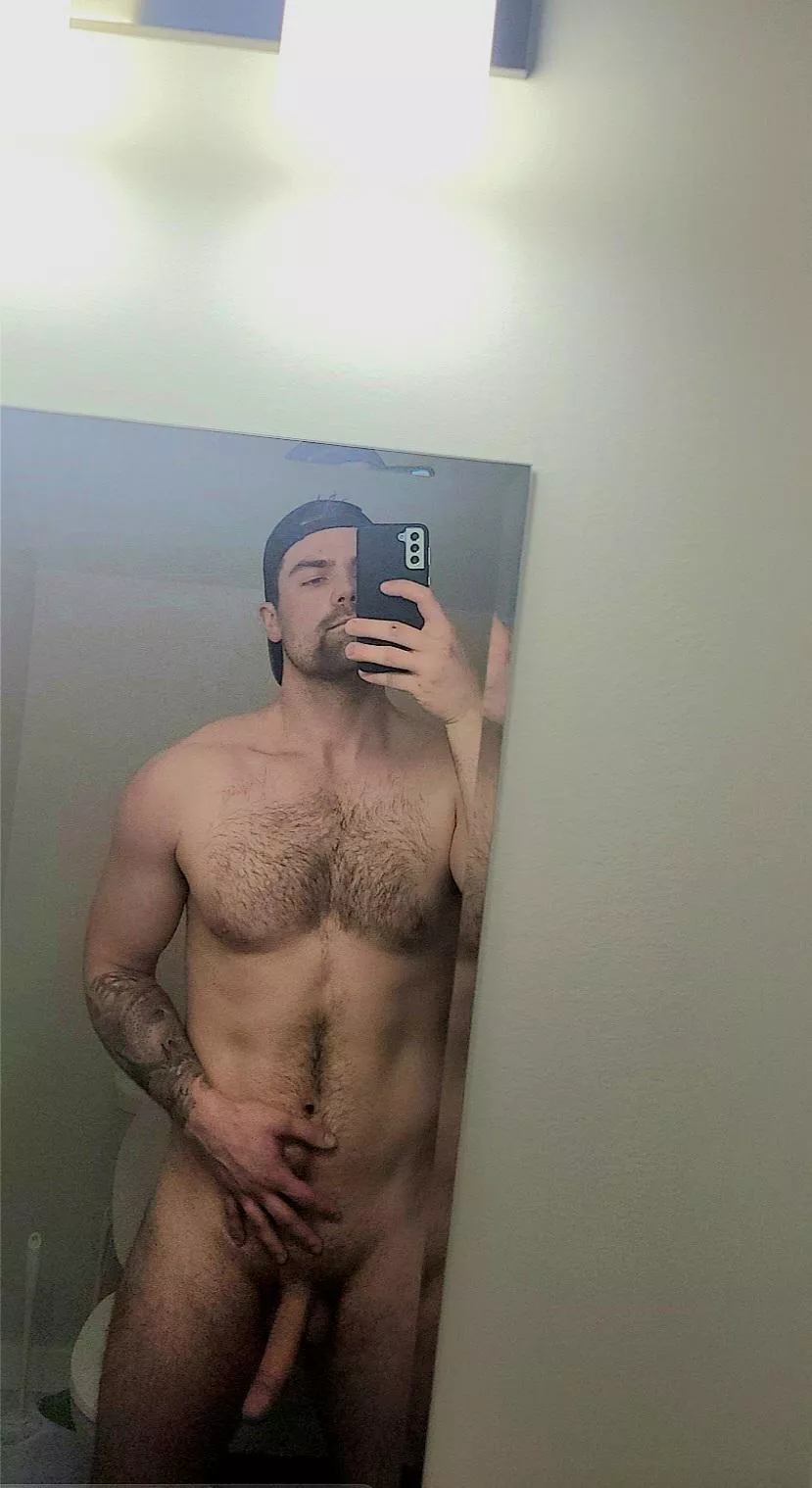 Showing it all posted by hotness66