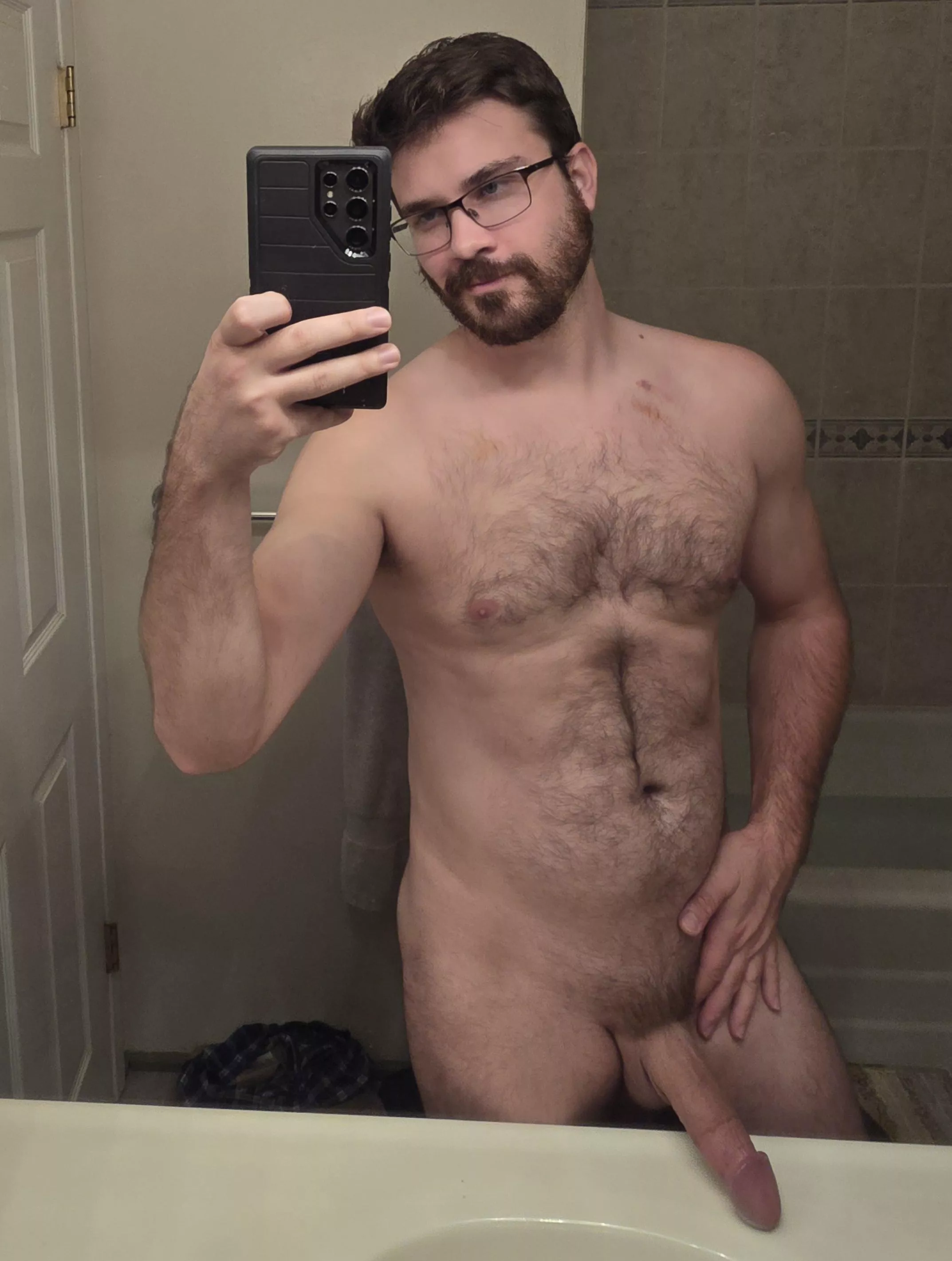 The beard is filling out nicely posted by decherd