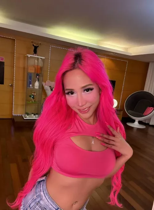 What is your advice on getting older guys to notice me? F21 by Wiebenor