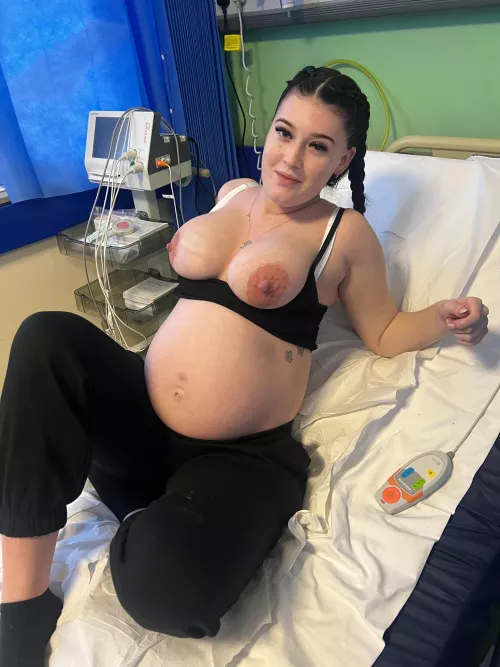 What’s your first reaction if you were my doctor and you walked into my like this and pregnant ? by PreggoAria